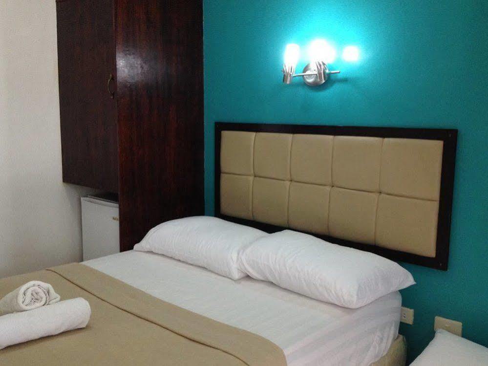 Casa Munda Bed & Breakfast Davao City Exteriör bild